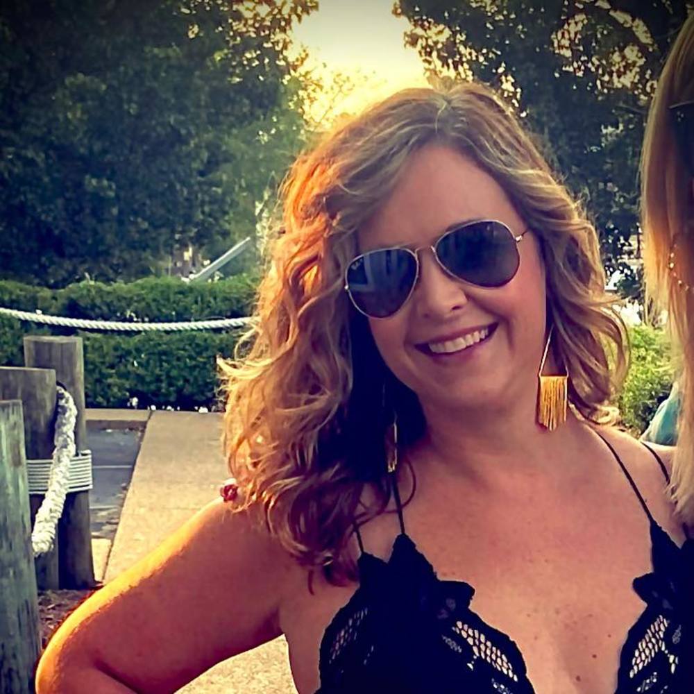 Meet your Posher, Lindsey